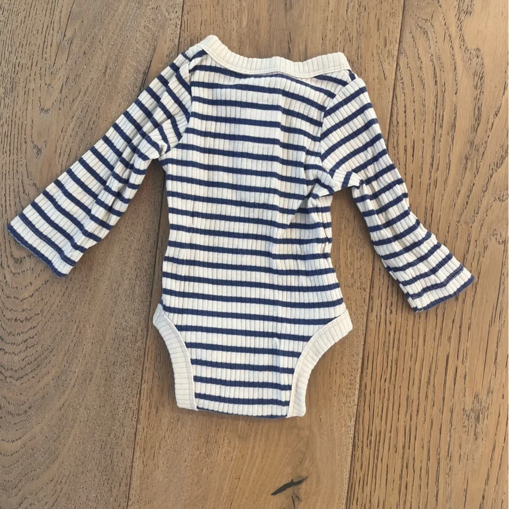 Newborn Bundle 2 pants 1 long sleeve Stripe Ribbed Button Organic Teal Gray Blue